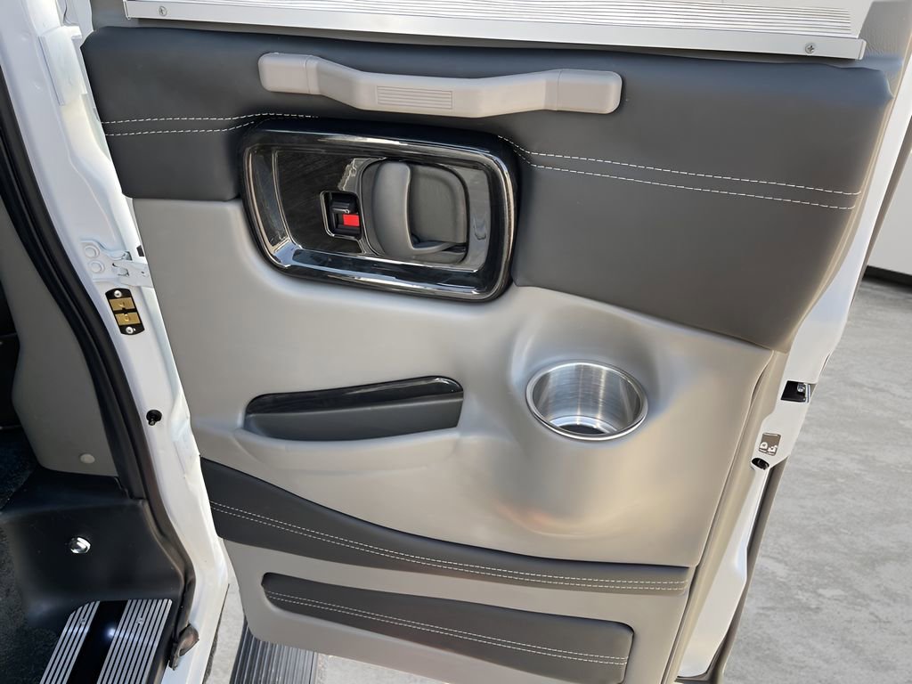 New 2025 GMC Savana 2500 Extended w/ Driver Convenience Package image 41