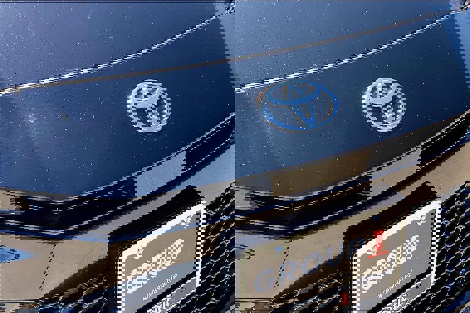 Used 2025 Toyota Camry XSE image 29