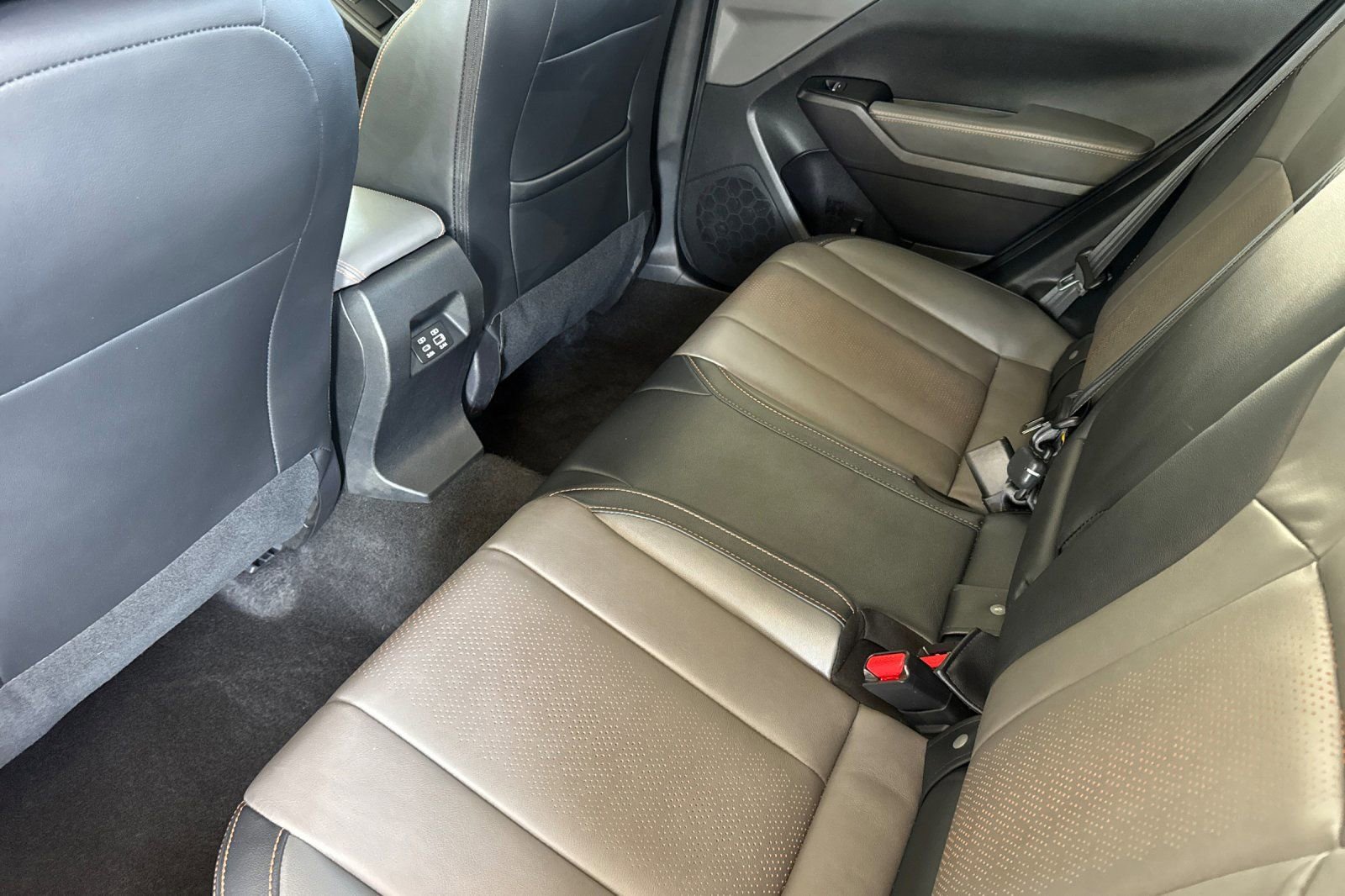 Certified 2025 Subaru Crosstrek 2.5i Limited w/ Crosstrek Mirror Package image 14