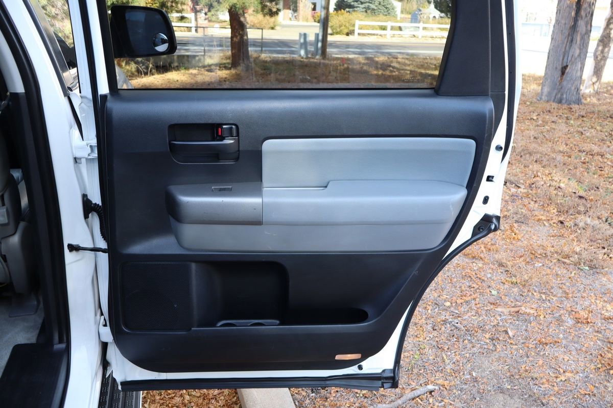 Used 2010 Toyota Sequoia SR5 image 27