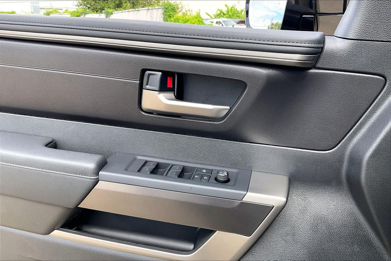 New 2026 Toyota Tundra SR5 w/ SR5 Convenience Package RWD image 18