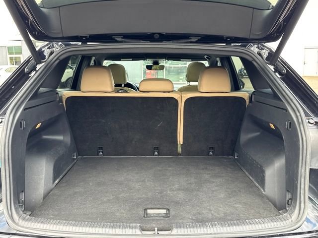 Used 2020 Volkswagen Atlas Cross Sport SEL R-Line w/ Cross Sport MDO Package image 12