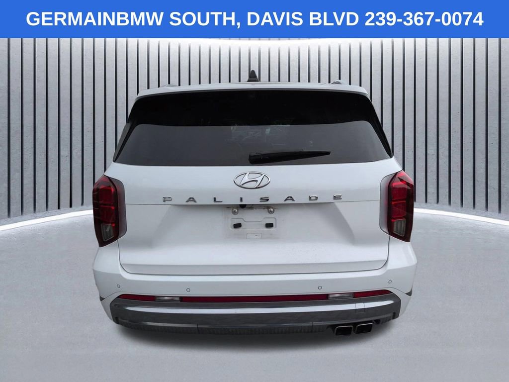 Used 2023 Hyundai Palisade Calligraphy image 6