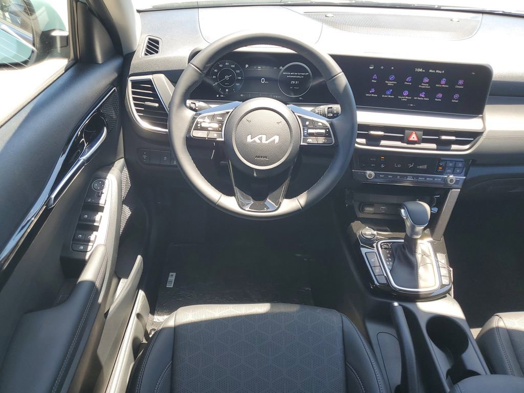 New 2026 Kia Seltos EX FWD image 24