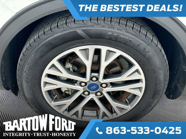 Used 2022 Ford Escape SEL image 31