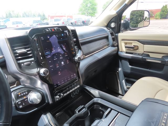 Used 2022 RAM 2500 Limited AWD/4WD image 41