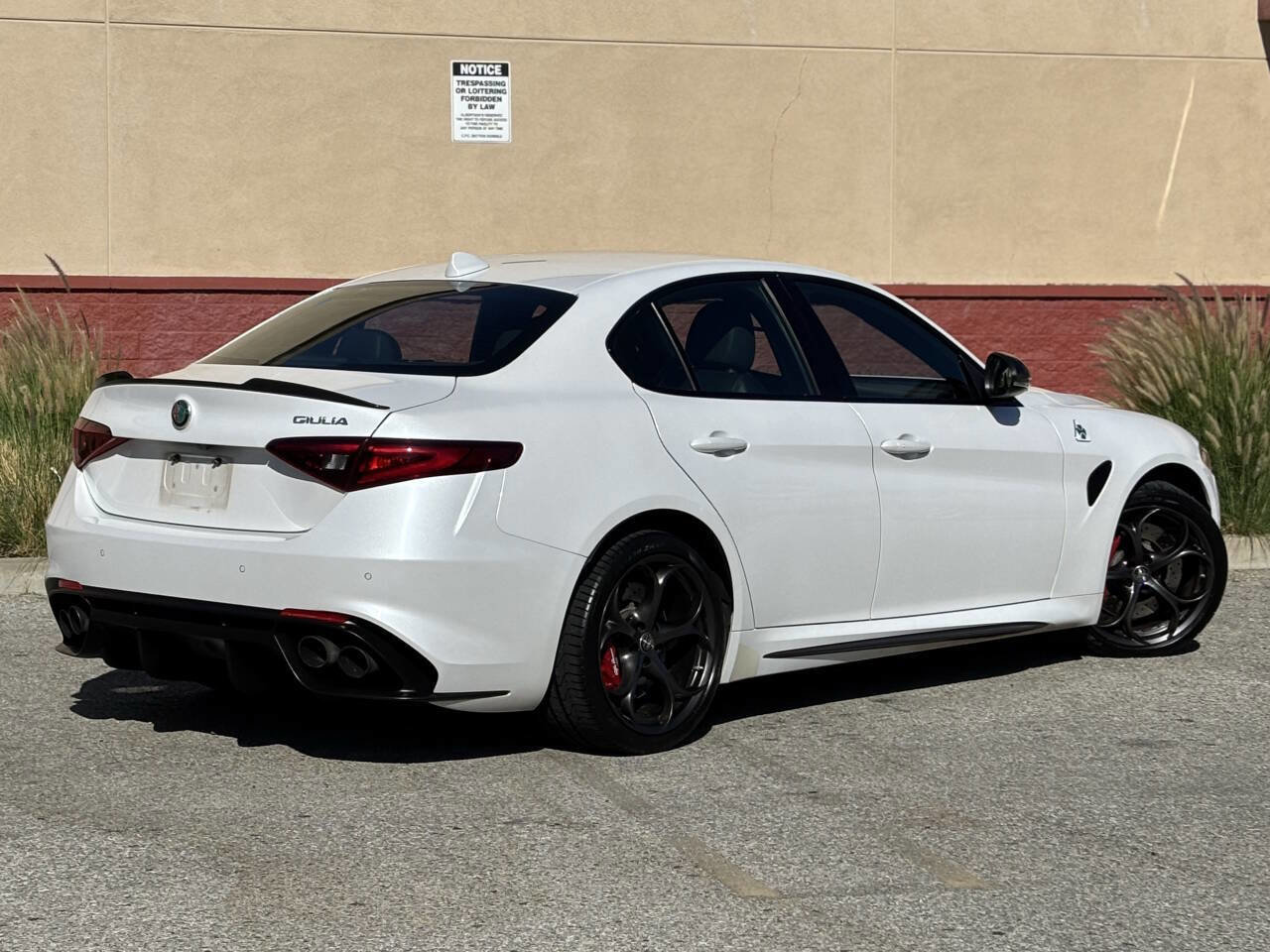 Used 2018 Alfa Romeo Giulia Quadrifoglio w/ Driver Assist Dynamic Package image 6