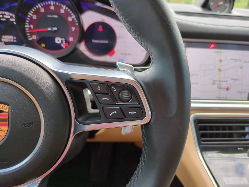 Used 2018 Porsche Panamera 4 AWD/4WD image 21