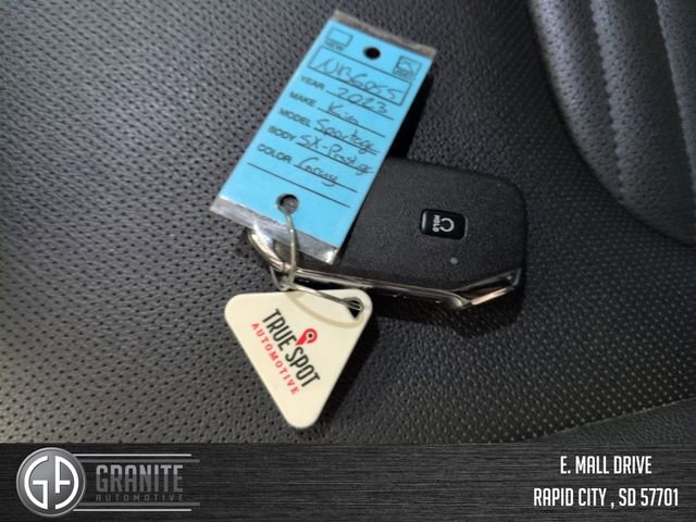 Used 2023 Kia Sportage SX AWD/4WD image 30