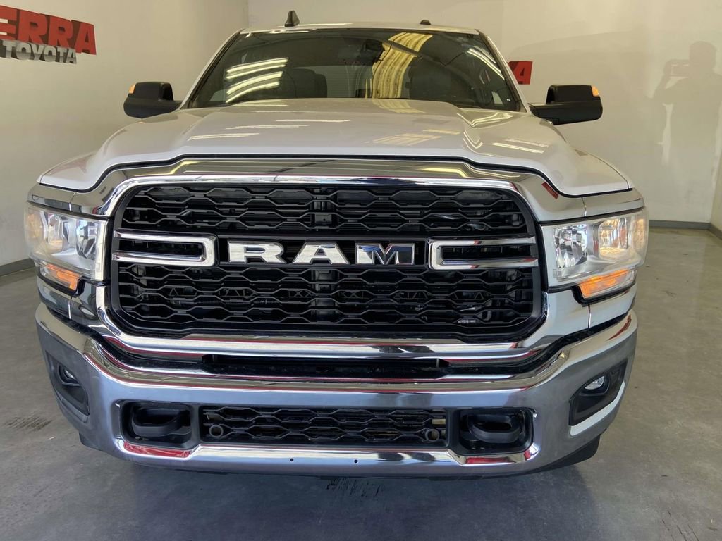 Used 2022 RAM 2500 Tradesman w/ Chrome Appearance Group image 7