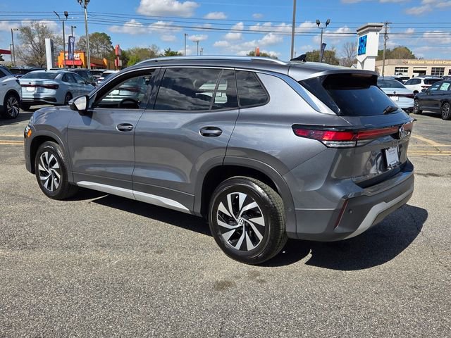 Used 2025 Volkswagen Tiguan S image 8