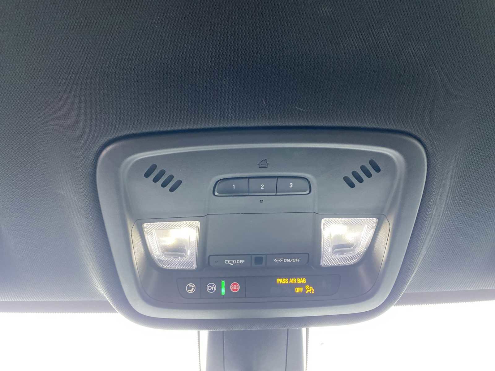 Used 2022 Chevrolet Traverse RS w/ LPO, Floor Liner Package image 25