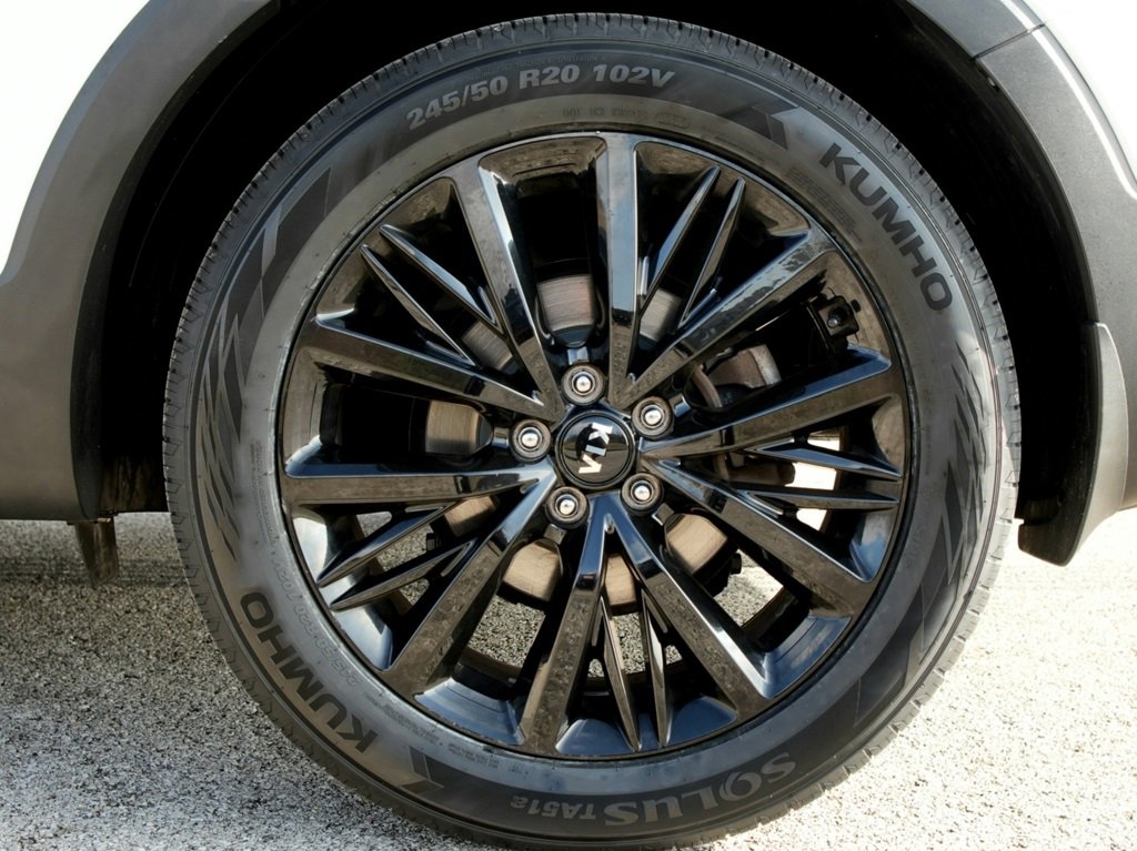 Used 2020 Kia Telluride SX w/ SX Prestige Package image 40