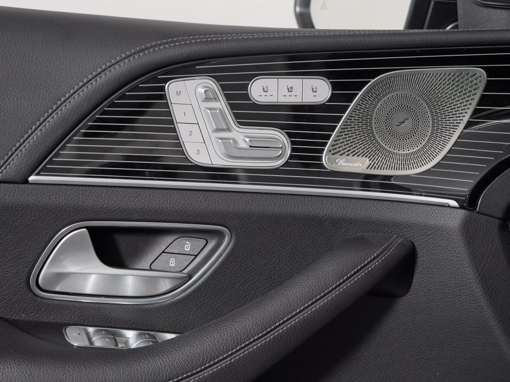 Certified 2024 Mercedes-Benz GLS 580 4MATIC image 31