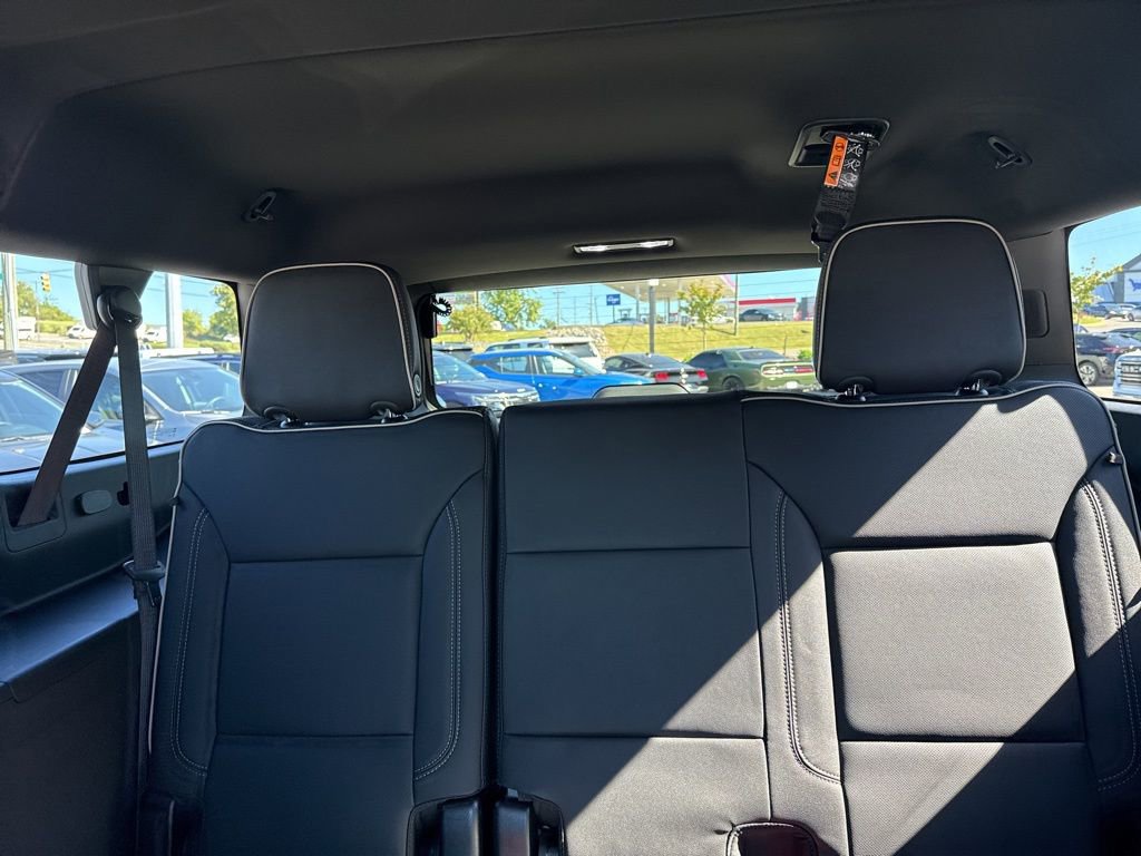 New 2026 GMC Yukon XL Elevation w/ LPO, Elevation Black Package image 30