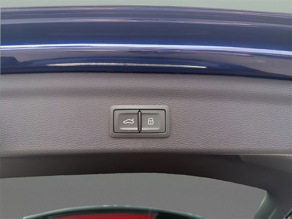 Used 2022 Audi Q3 2.0T Premium Plus w/ Premium Plus Package image 28