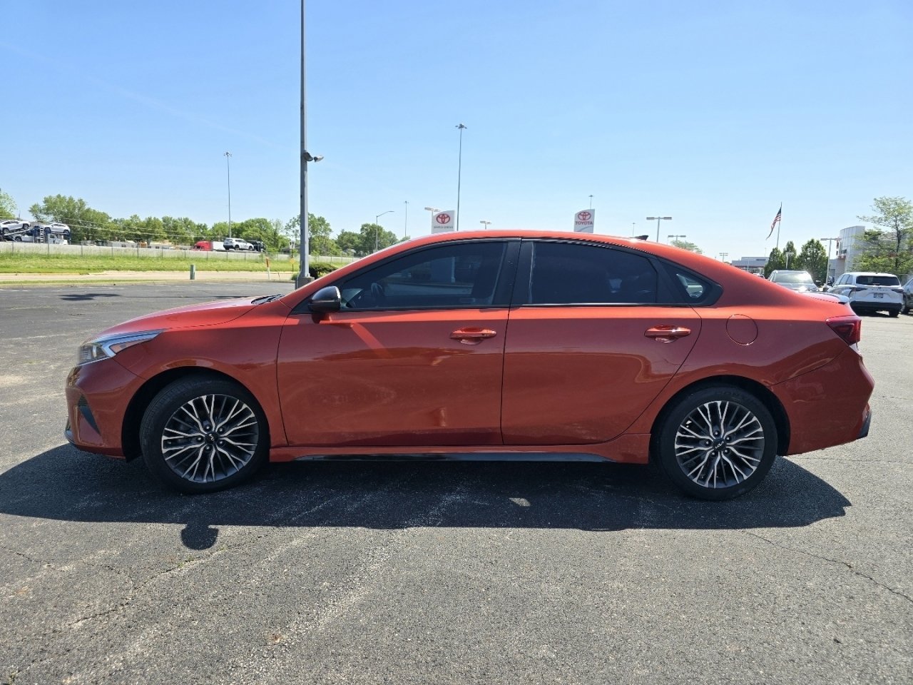Used 2023 Kia Forte GT-Line w/ GT-Line Premium Package FWD image 15