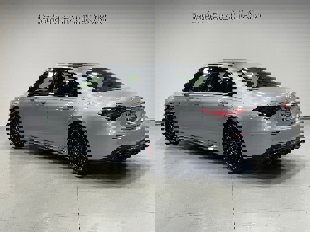 Used 2024 Mercedes-Benz S 63 AMG S image 3