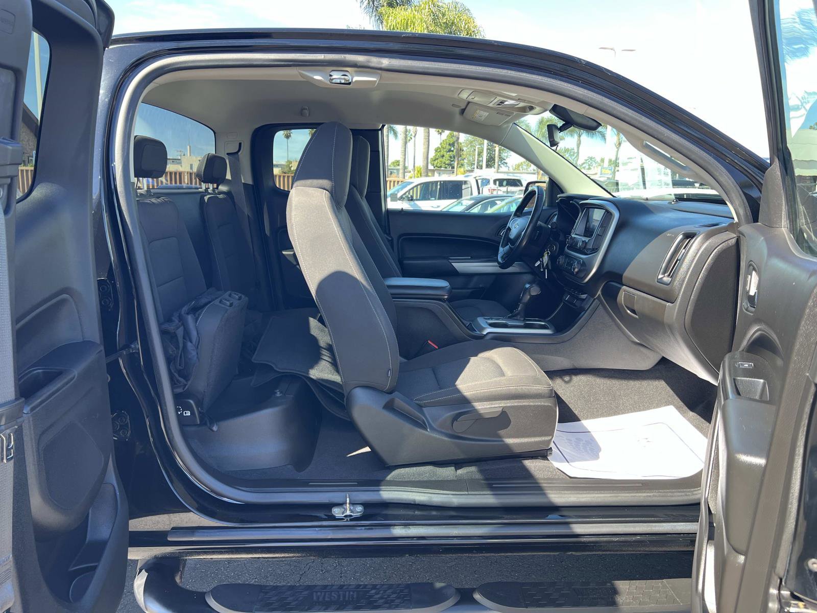 Used 2019 Chevrolet Colorado LT image 25