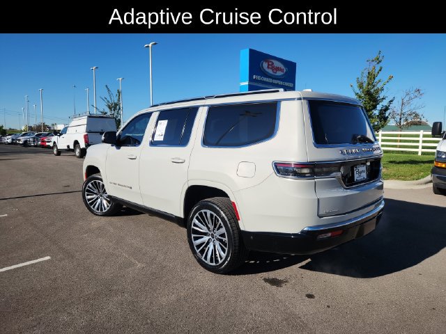 Used 2022 Jeep Grand Wagoneer Series III AWD/4WD image 5