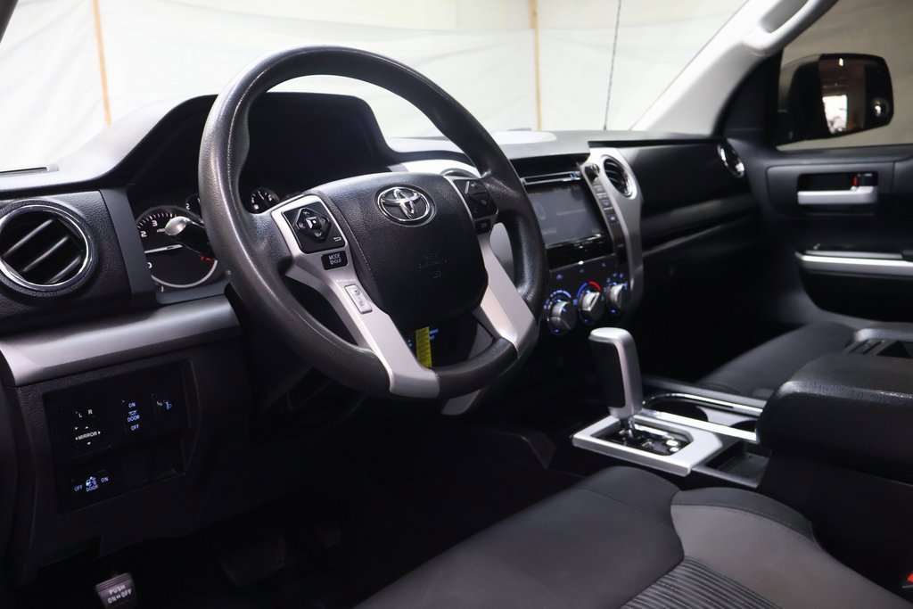 Used 2016 Toyota Tundra SR5 w/ SR5 Upgrade Package image 18
