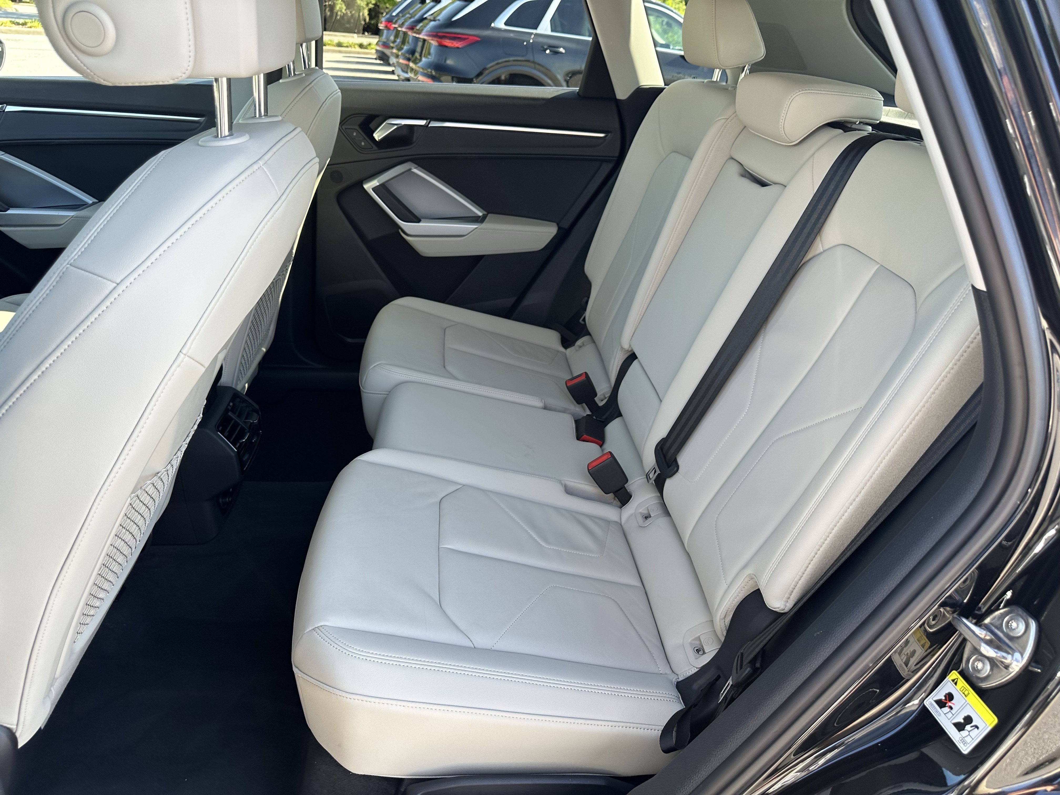 Used 2022 Audi Q3 2.0T Premium AWD/4WD image 19