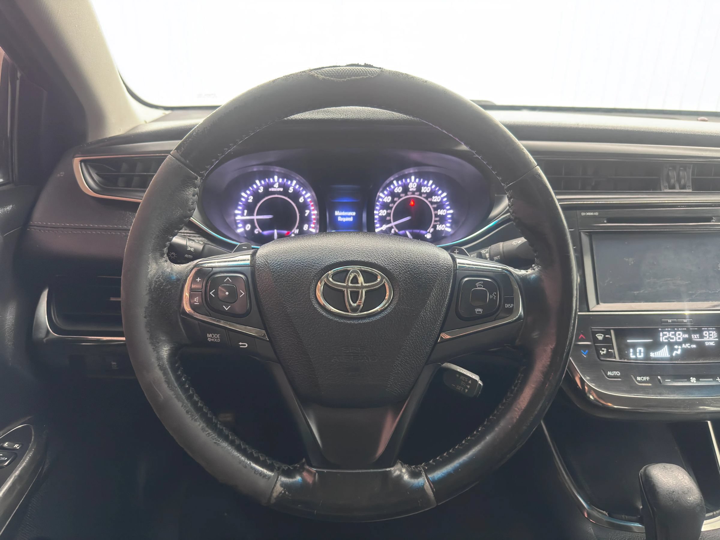 Used 2016 Toyota Avalon XLE FWD image 19