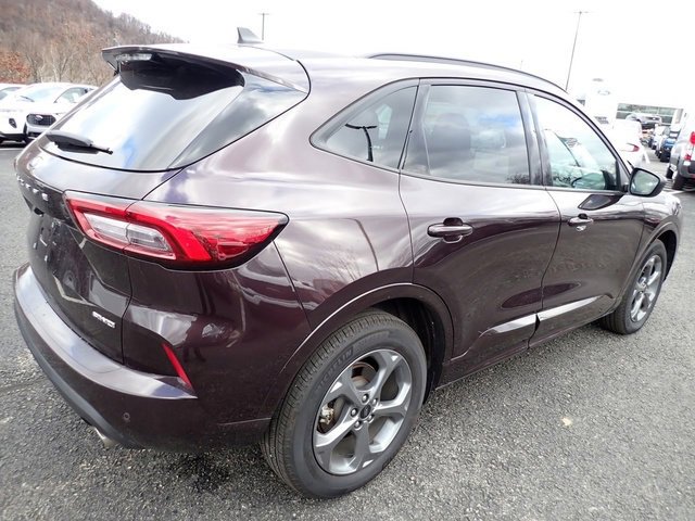 Certified 2023 Ford Escape ST-Line w/ Tech Pack #1 image 9