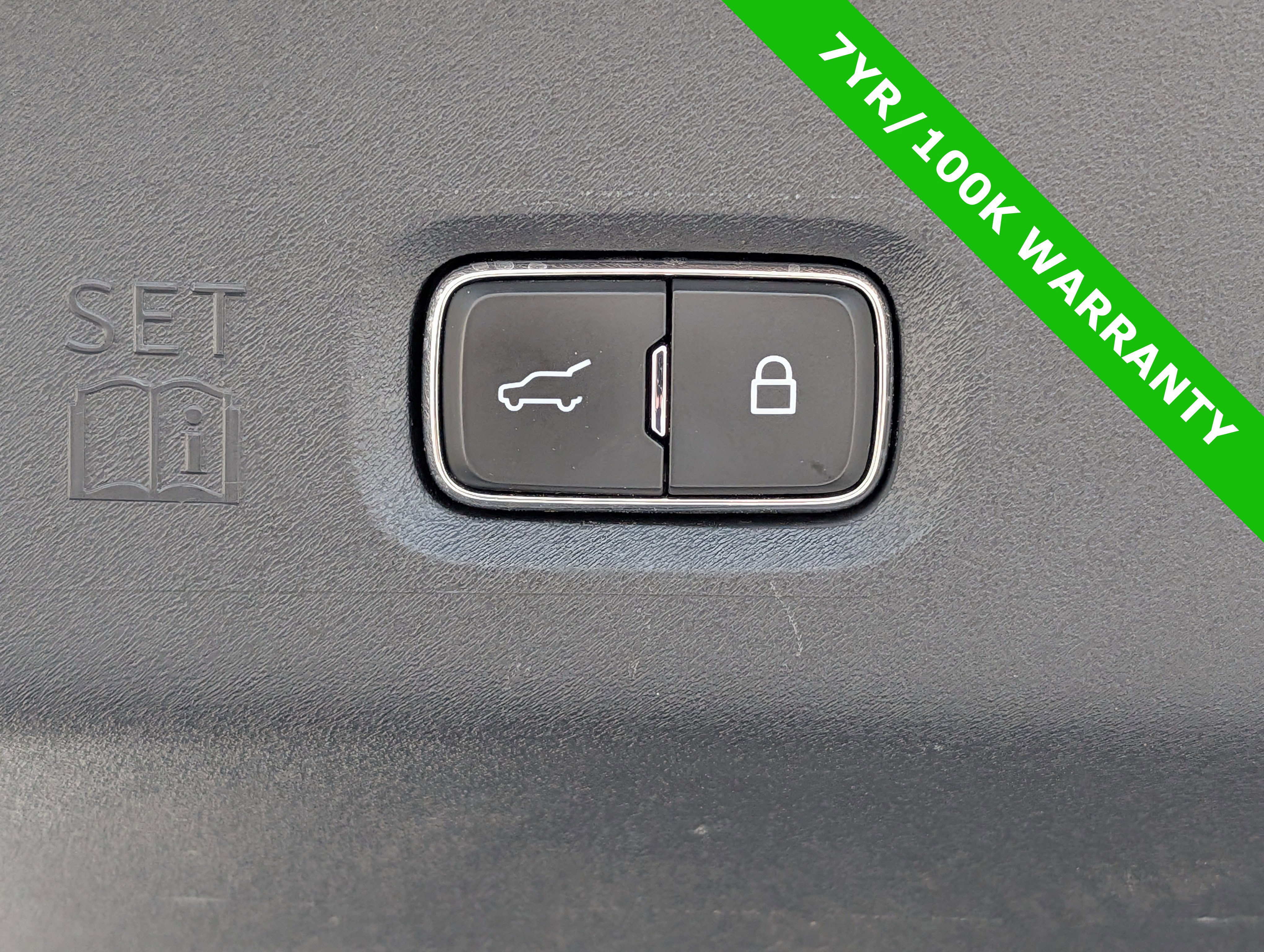 Certified 2025 Ford Expedition Max Platinum image 14