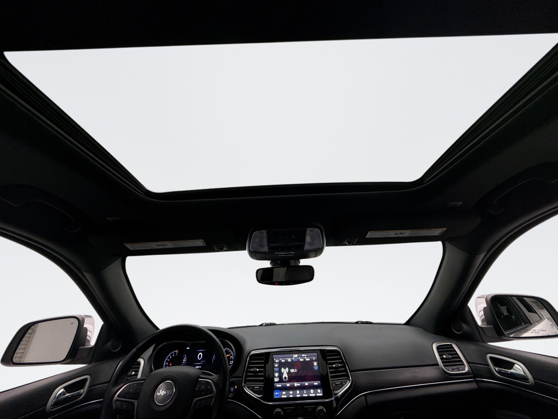 Used 2021 Jeep Grand Cherokee Limited image 18