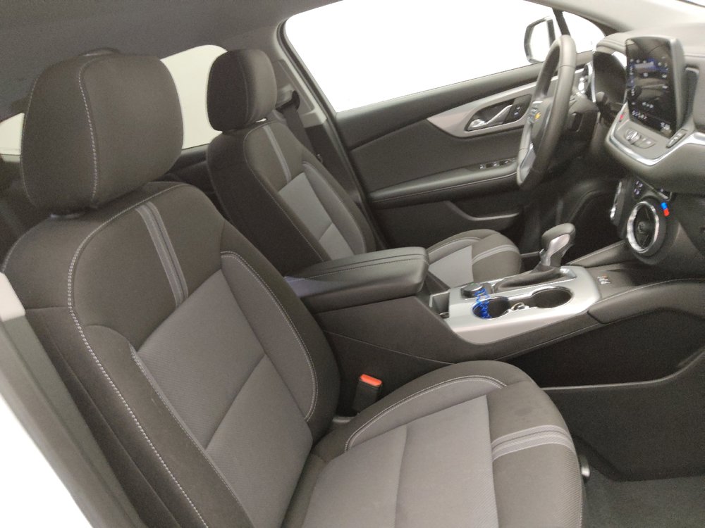 Used 2024 Chevrolet Blazer LT w/ Convenience Package FWD image 21