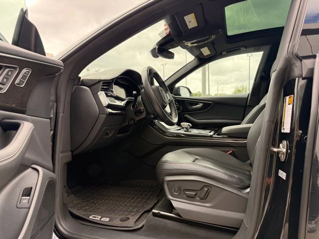 Used 2023 Audi Q8 Premium Plus image 5