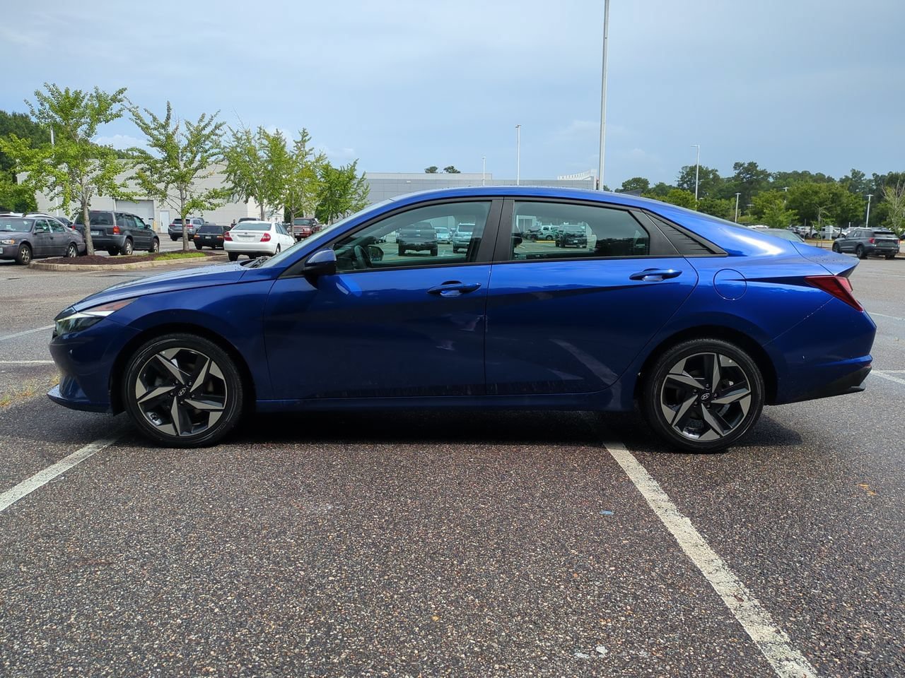 Used 2023 Hyundai Elantra SEL w/ Convenience Package FWD image 7