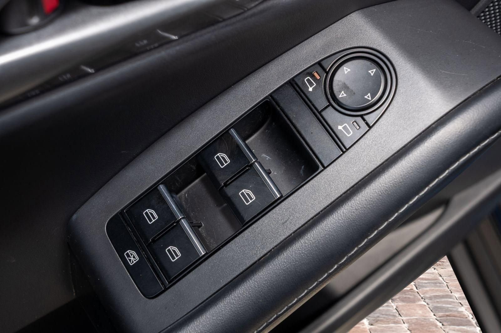 Used 2022 MAZDA CX-30 AWD 2.5 S w/ Select Package image 25