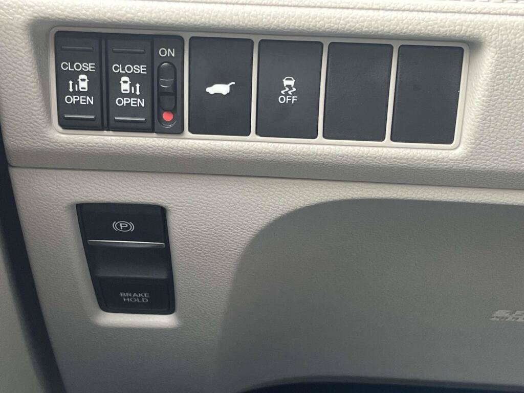 Used 2025 Honda Odyssey EX-L image 31