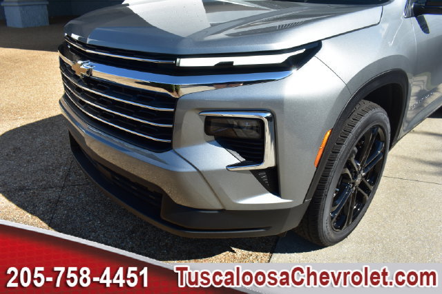 New 2027 Chevrolet Traverse LT FWD image 36