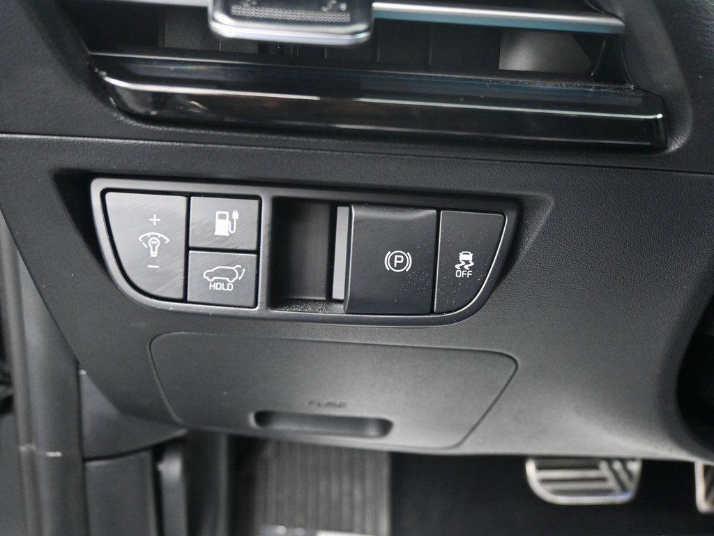 Used 2024 Kia EV6 GT-Line image 27