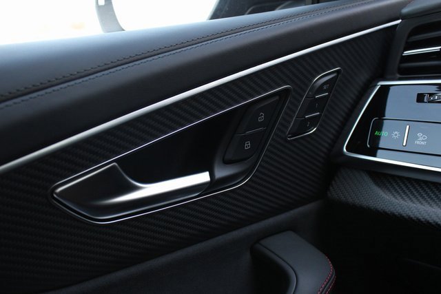 New 2026 Audi SQ8 Prestige image 7