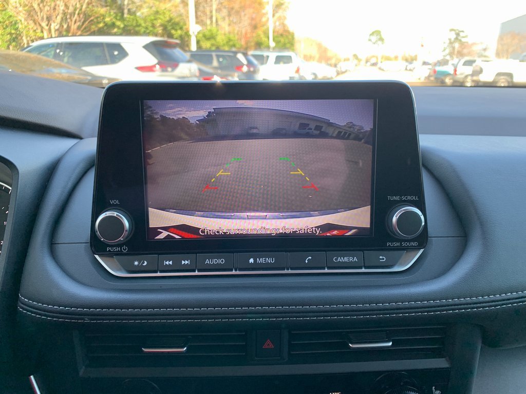 Used 2023 Nissan Rogue SV w/ SV Premium B Package image 18