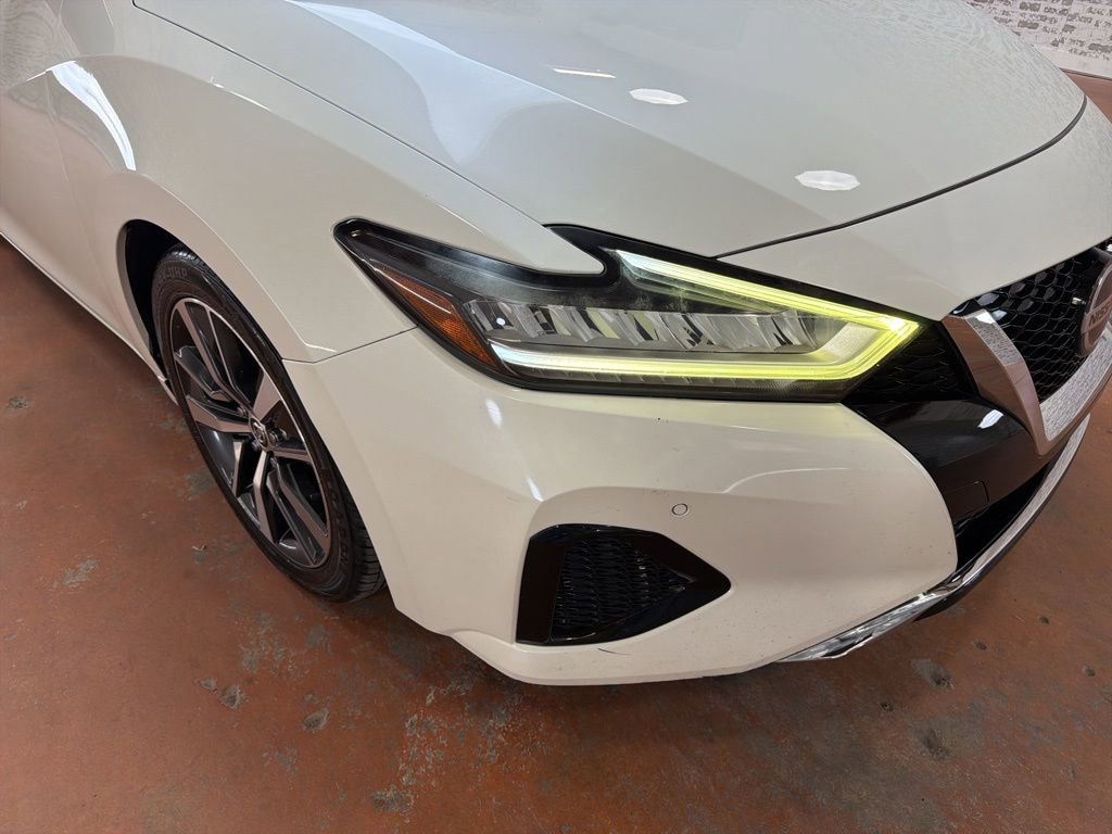 Used 2019 Nissan Maxima 3.5 SL w/ Floor Mat Group image 9