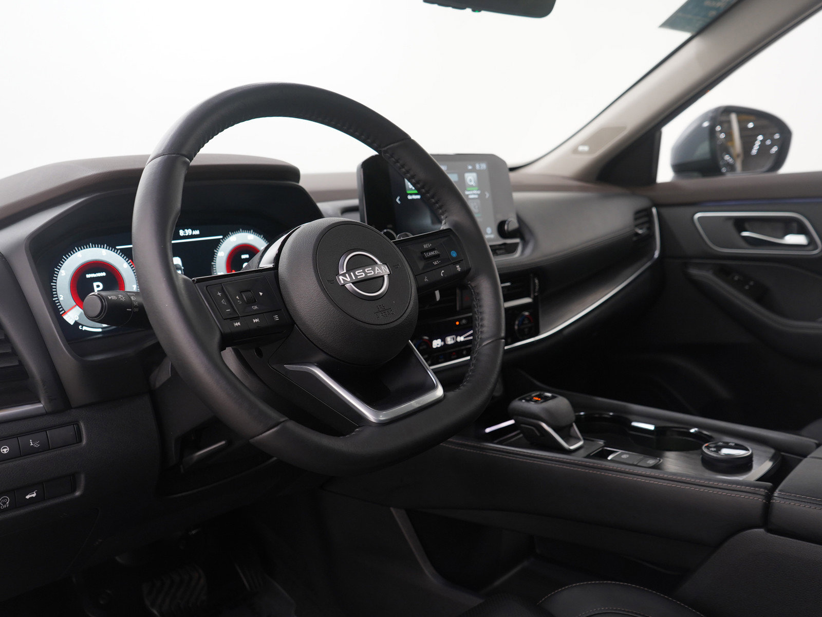 Used 2023 Nissan Rogue Platinum w/ Platinum Premium Package image 28