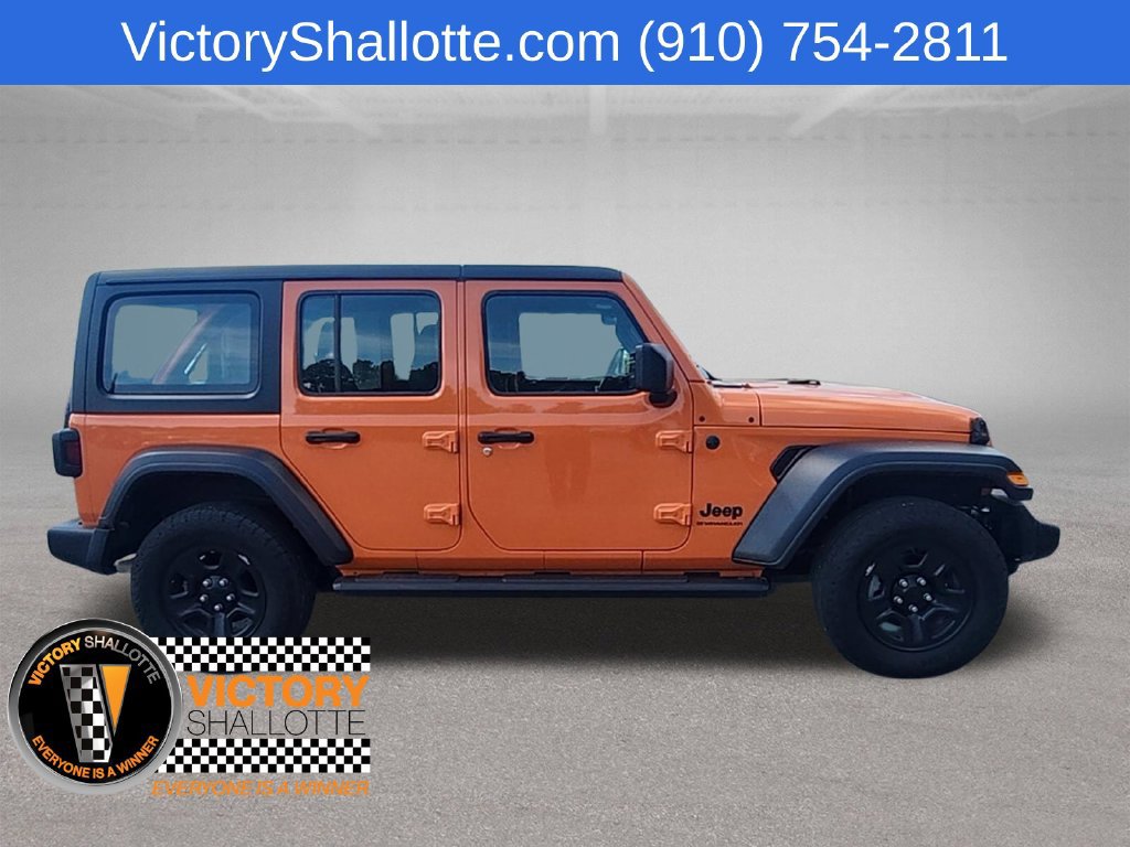 Used 2025 Jeep Wrangler Unlimited Sport AWD/4WD image 27