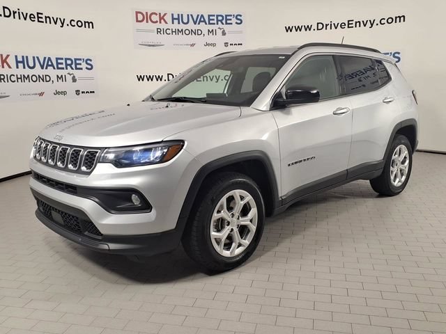 Used 2024 Jeep Compass Latitude
