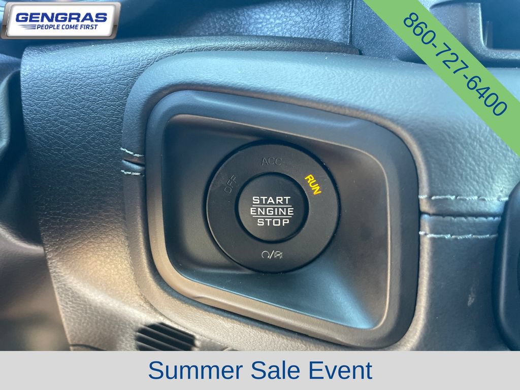 Used 2025 Jeep Wrangler Unlimited Sahara AWD/4WD image 48