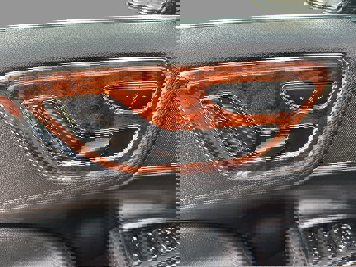 Used 2020 Lincoln Continental FWD image 28