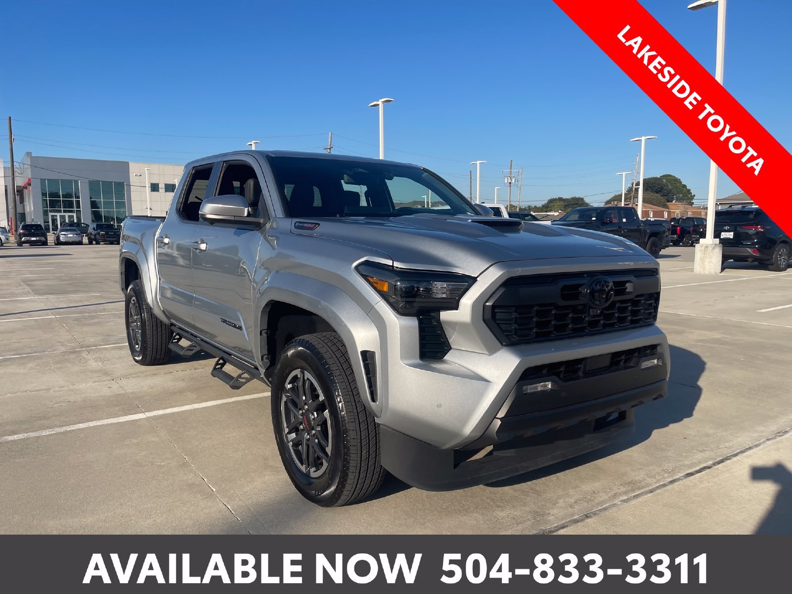 Certified 2025 Toyota Tacoma TRD Sport w/ TRD Sport Premium Package AWD/4WD image 8