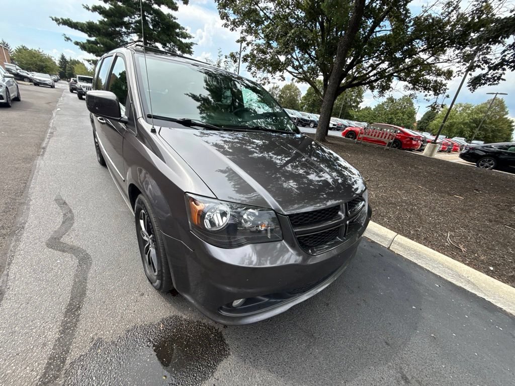 Used 2017 Dodge Grand Caravan GT FWD image 4