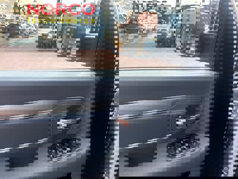 Used 2018 RAM 3500 SLT image 18