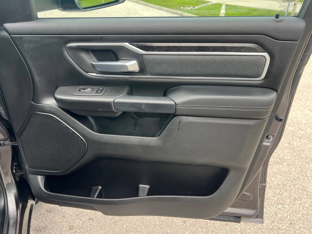 Used 2022 RAM 1500 Big Horn AWD/4WD image 18