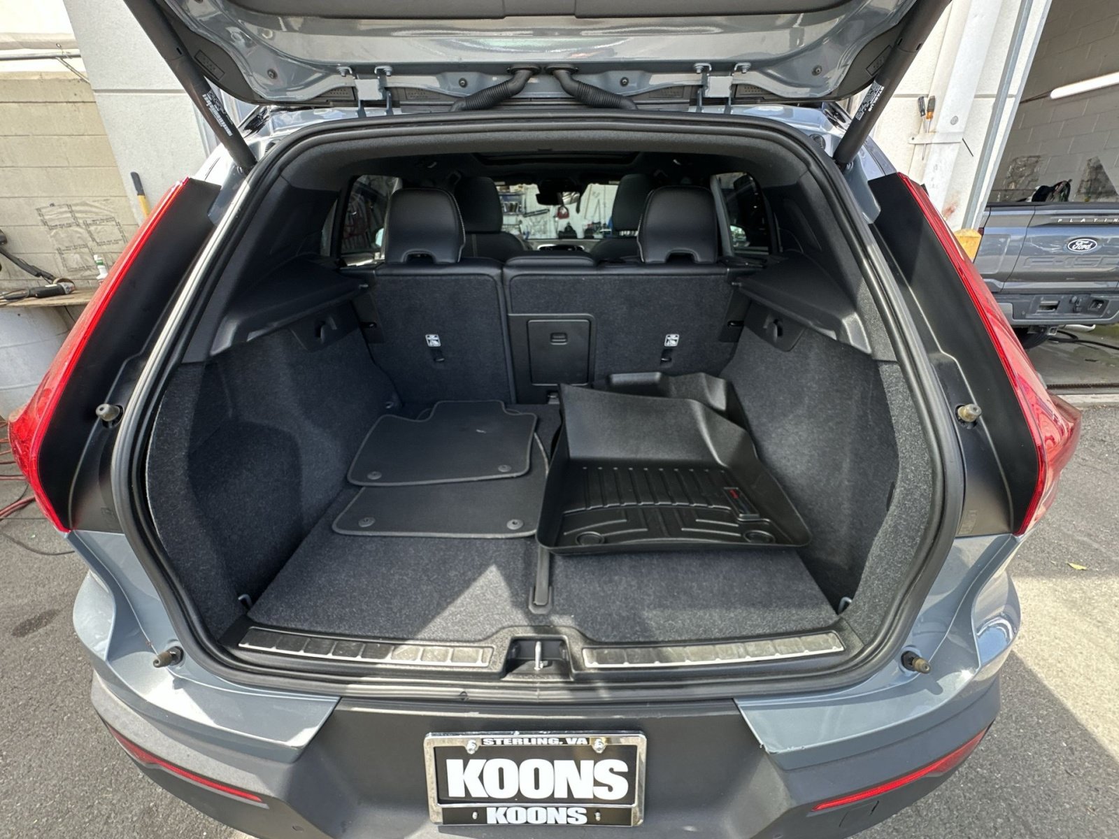 Used 2021 Volvo XC40 T5 R-Design AWD/4WD image 33